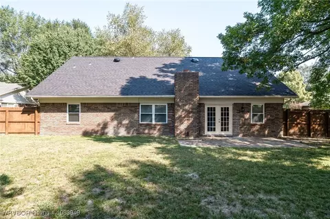 10112 Meandering Way, Fort Smith, AR 72903 photo 6