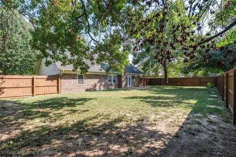 10112 Meandering Way, Fort Smith, AR 72903 photo 5