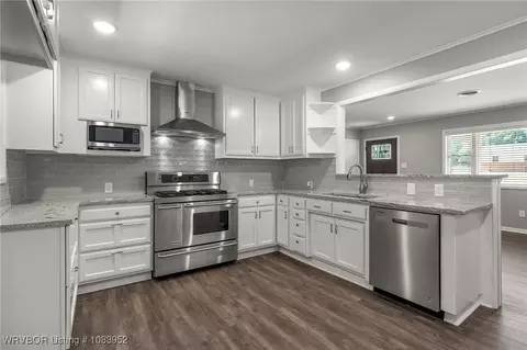 2206 N 53rd St, Fort Smith, AR 72904 photo 9