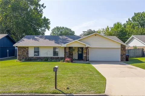 5812 Enid Cir, Fort Smith, AR 72903