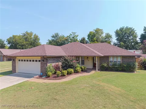 3009 S 98th Cir, Fort Smith, AR 72903