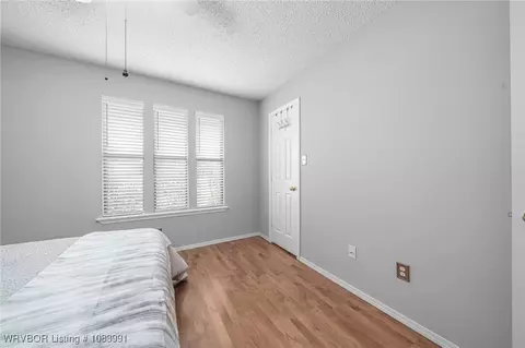 Bedroom - 3009 S 98th Cir, Fort Smith, AR 72903 photo 4 of 6