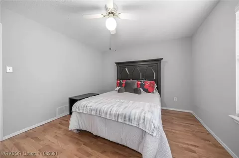 Bedroom - 3009 S 98th Cir, Fort Smith, AR 72903 photo 3 of 6