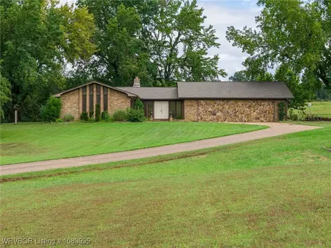 3042 W Mulberry Hwy 64, Mulberry, AR 72947