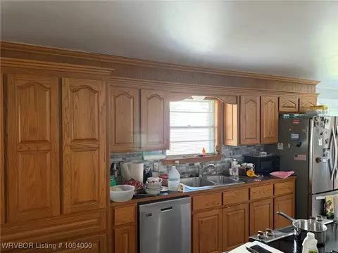 Kitchen - 306 W Nickell St, Ozark, AR 72949 photo 1 of 7