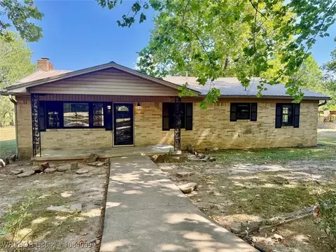 5488 Suncrest Rd, Waldron, AR 72958