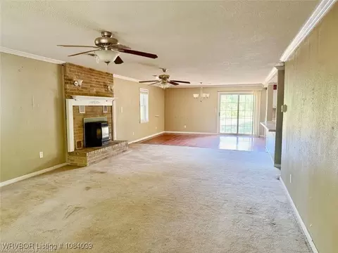 Living - 5488 Suncrest Rd, Waldron, AR 72958 photo 1 of 8