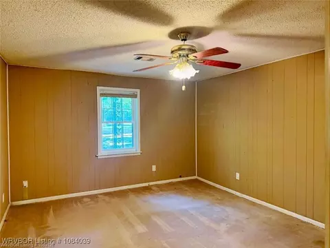 Bedroom - 5488 Suncrest Rd, Waldron, AR 72958 photo 1 of 5