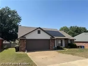 9400 Darlington Cir, Fort Smith, AR 72908
