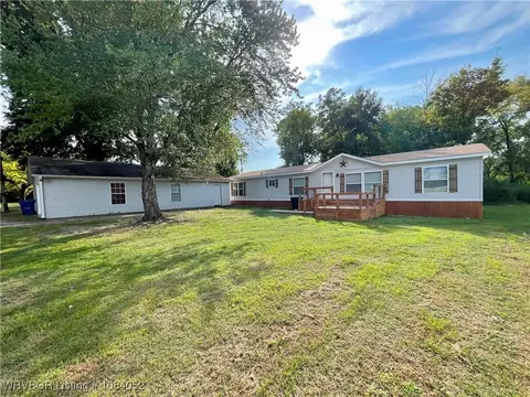 1114 Dogwood St, Muldrow, OK 74948