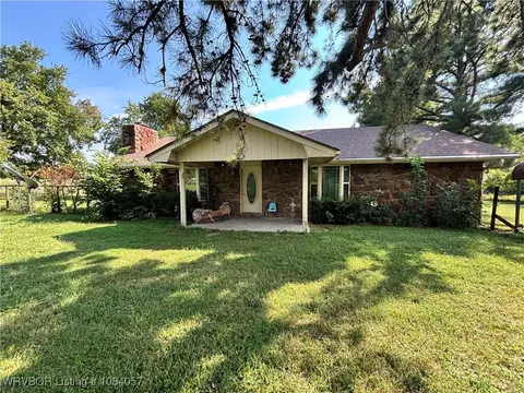 469958 E 1099 Rd, Muldrow, OK 74948