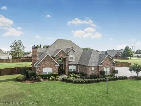 Exterior - 6604 Riley Park Dr, Fort Smith, AR 72916 photo 2 of 13