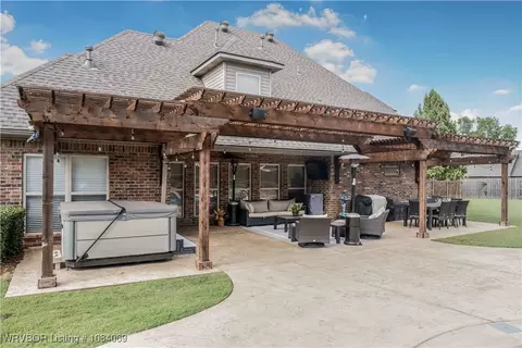 Exterior - 6604 Riley Park Dr, Fort Smith, AR 72916 photo 5 of 13