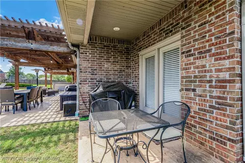 Exterior - 6604 Riley Park Dr, Fort Smith, AR 72916 photo 9 of 13