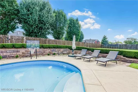 Exterior - 6604 Riley Park Dr, Fort Smith, AR 72916 photo 12 of 13