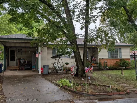 6 Raleigh Cir, Fort Smith, AR 72901