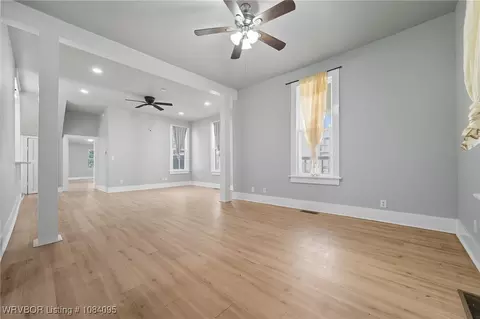 Living - 315 N 18th St, Fort Smith, AR 72901 photo 2 of 7