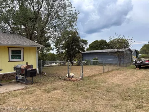 Exterior - 406 NE Highway 10, Hackett, AR 72937 photo 7 of 14