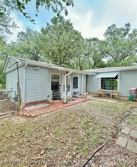 20620 Highway 270, Howe, OK 74940