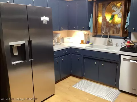 Kitchen - 11 Carthage Cir, Fort Smith, AR 72901 photo 1 of 2