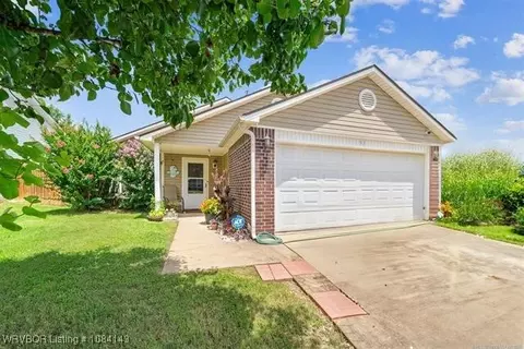 93 W Fairlane Pl, Sapulpa, OK 74066