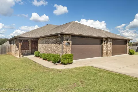 1323 Springhill Rd #A & B, Barling, AR 72923