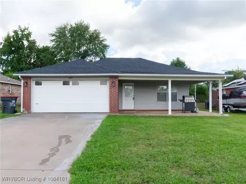 3906 Vinsett Ln, Van Buren, AR 72956
