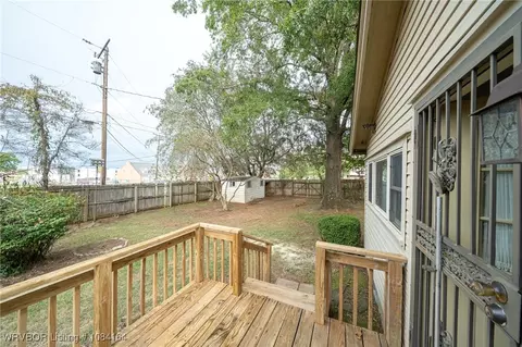 Exterior - 5333 S Y Cir, Fort Smith, AR 72903 photo 3 of 5