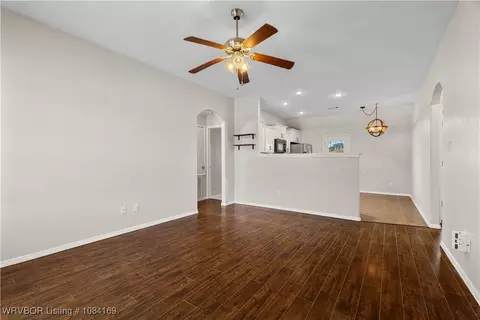 Living - 221 Colony Ct, Barling, AR 72923 photo 1 of 3