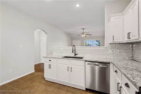 Entry Way - 221 Colony Ct, Barling, AR 72923 photo 1 of 1