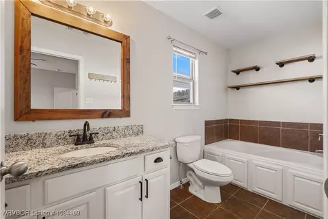 Bath - 221 Colony Ct, Barling, AR 72923 photo 2 of 4