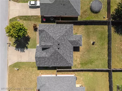 View/Area - 221 Colony Ct, Barling, AR 72923 photo 2 of 5