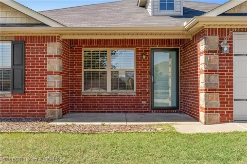 Exterior - 221 Colony Ct, Barling, AR 72923 photo 4 of 6