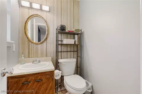 Bath - 1510 14th Cir, Barling, AR 72923 photo 2 of 2