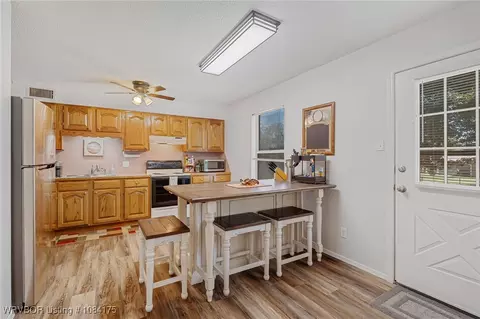 Kitchen - 1510 14th Cir, Barling, AR 72923 photo 5 of 5