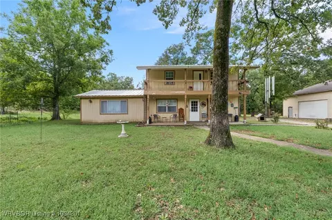 Exterior - 9801 Diamondback Ln, Hackett, AR 72937 photo 2 of 10