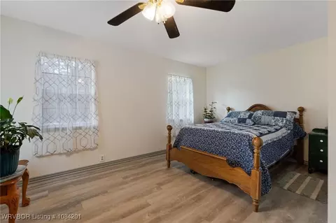 Bedroom - 9801 Diamondback Ln, Hackett, AR 72937 photo 3 of 6