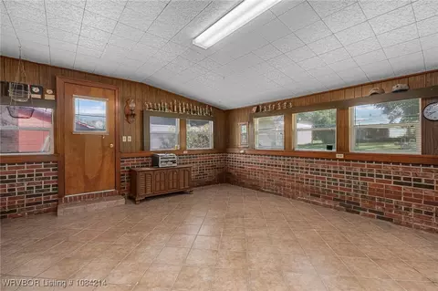 1107 N 4th St, Paris, AR 72855 photo 20