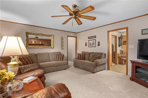 1107 N 4th St, Paris, AR 72855 photo 9