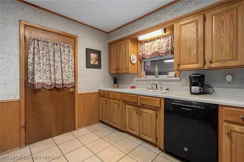 1107 N 4th St, Paris, AR 72855 photo 10