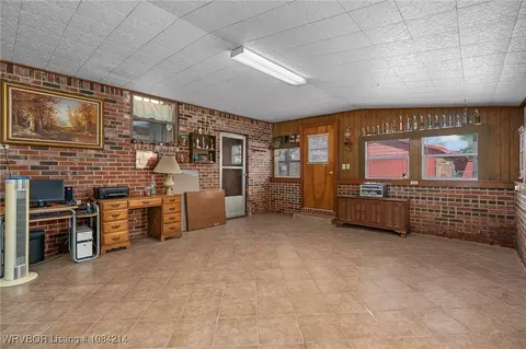 1107 N 4th St, Paris, AR 72855 photo 19