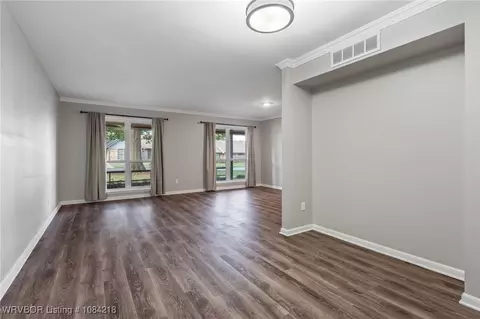 Living - 4910 S W St, Fort Smith, AR 72903 photo 3 of 6