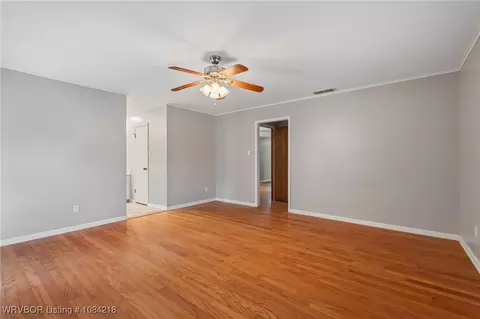 Living - 4910 S W St, Fort Smith, AR 72903 photo 6 of 6