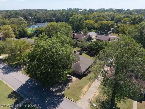 View/Area - 4910 S W St, Fort Smith, AR 72903 photo 1 of 2