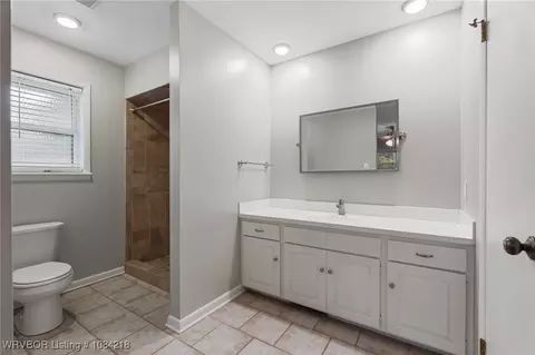 Bath - 4910 S W St, Fort Smith, AR 72903 photo 1 of 4