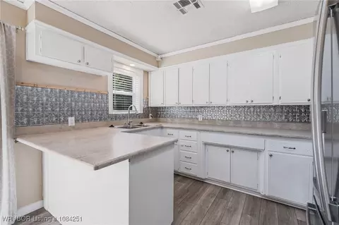 Kitchen - 5215 24th St, Fort Smith, AR 72901 photo 2 of 3