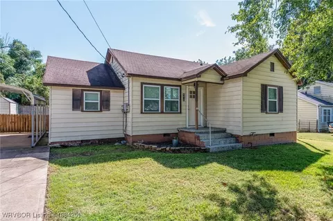 5215 24th St, Fort Smith, AR 72901
