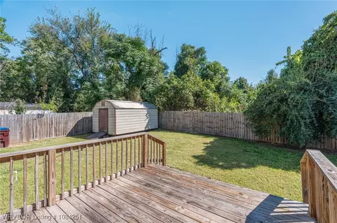 Exterior - 5215 24th St, Fort Smith, AR 72901 photo 5 of 8