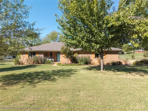 15 Dark Hollow Ln, Van Buren, AR 72956
