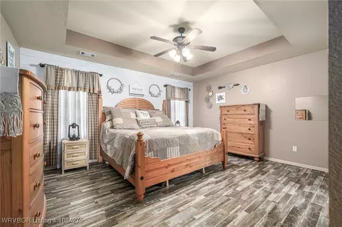 Bedroom - 134 Lavender Ln, Alma, AR 72921 photo 2 of 2